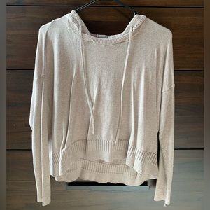 Victoria’s Secret Women’s S Tan Crop Pullover